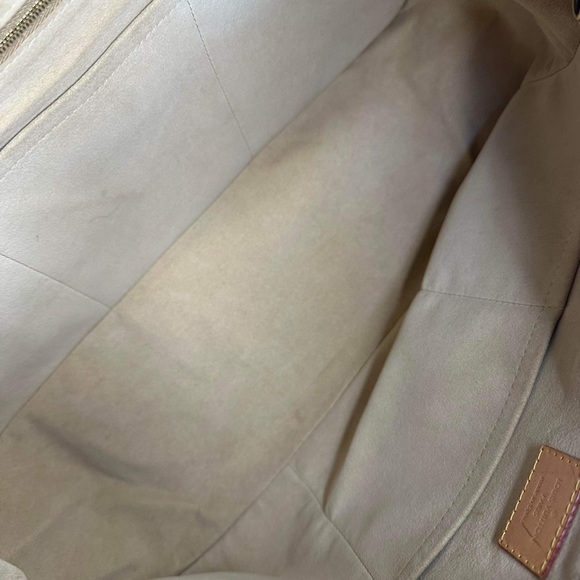 Louis Vuitton Artsy Bag. Great condition. Authentic - Picture 5 of 9